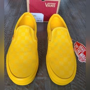 Vans Classic Slip-Ons, Yellow, Unisex